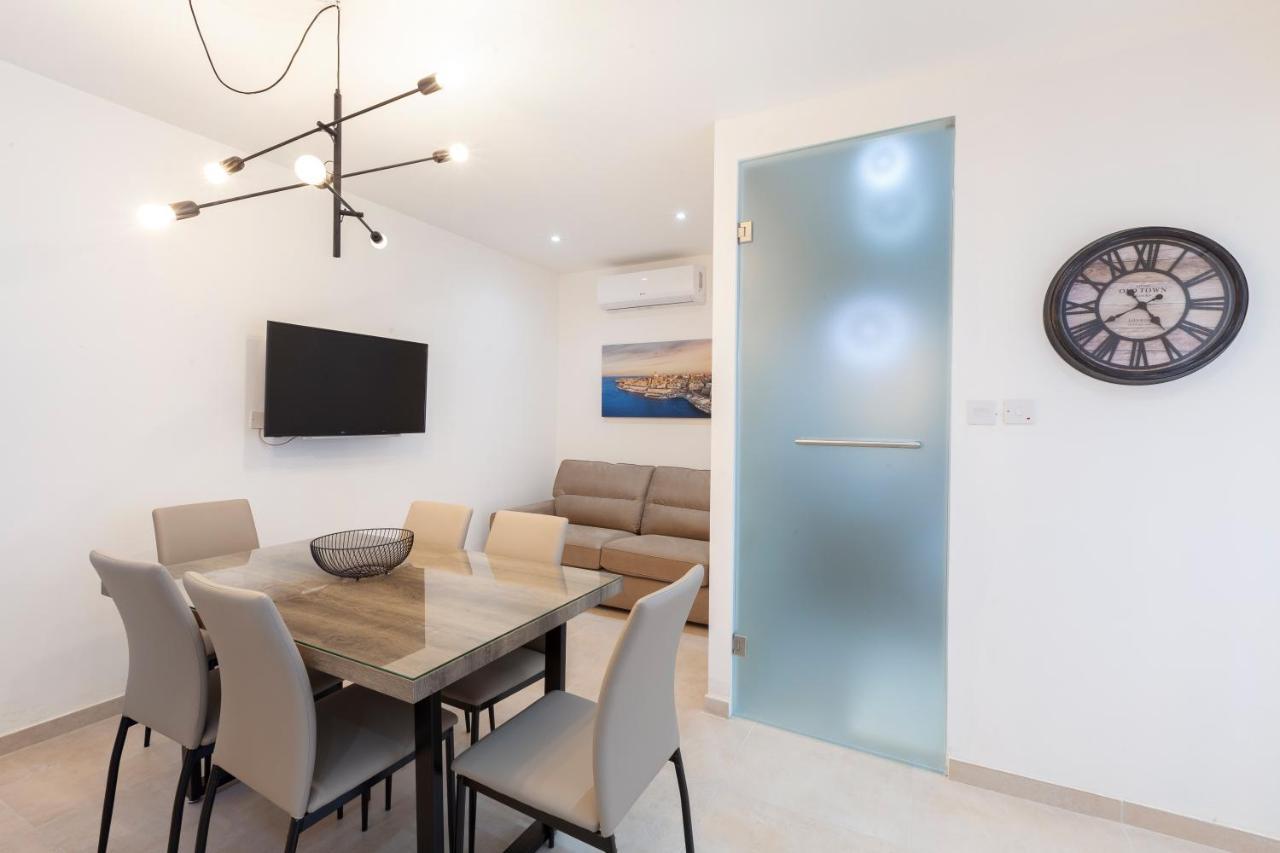 Fl56 - New 3Storey House - Private Entrance & Roof Floriana Eksteriør bilde